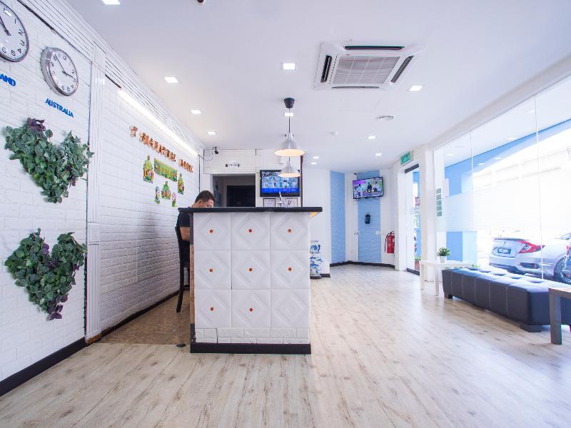 Oyo 43963 T Signature Hotel Petaling Jaya Bagian luar foto